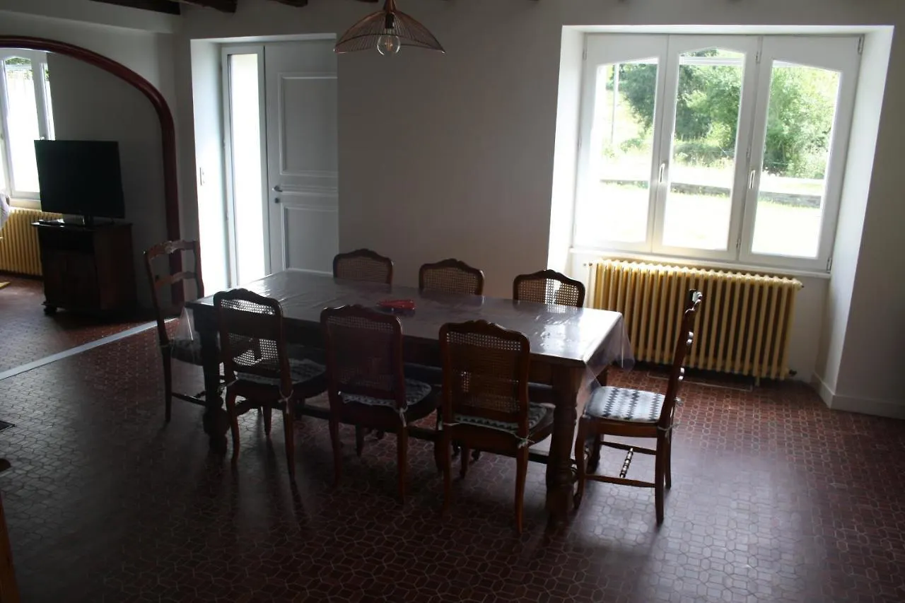 Gite Du Courtil Aux Fees Saint-Laurent-sur-Oust